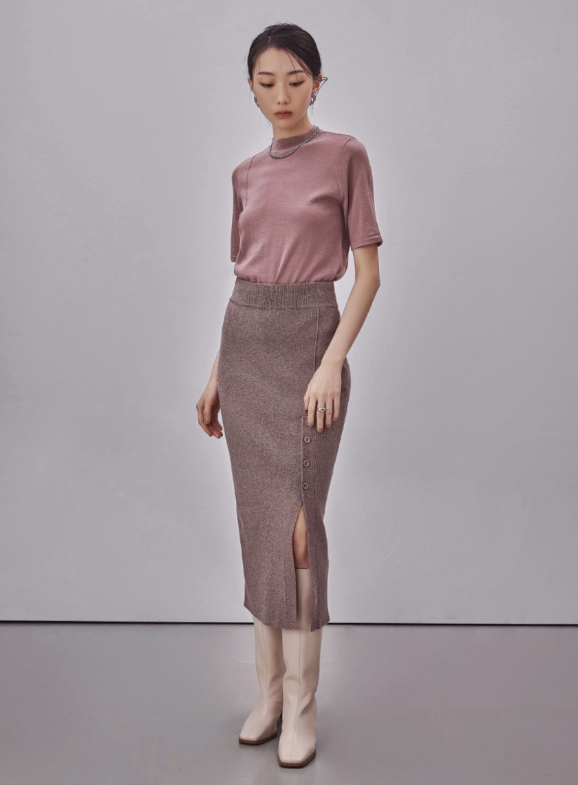 坑條合身針織開衩直筒裙